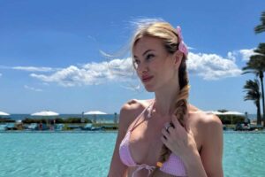 taylor mega in piscina