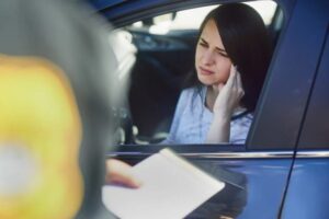 Donna disperata per una multa