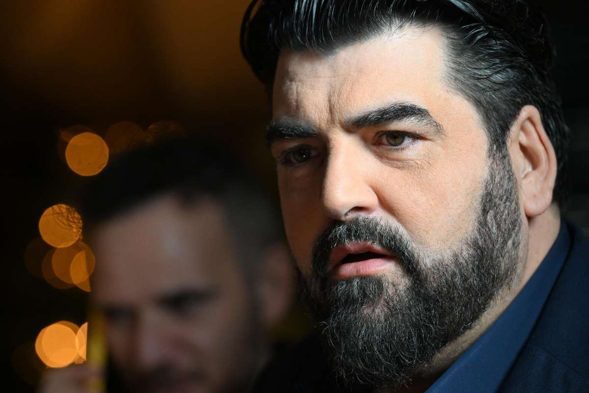 Cannavacciuolo con espressione stupita