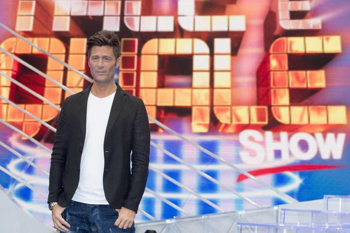 Filippo Bisciglia in posa per la presentazione di Tale e Quale Show