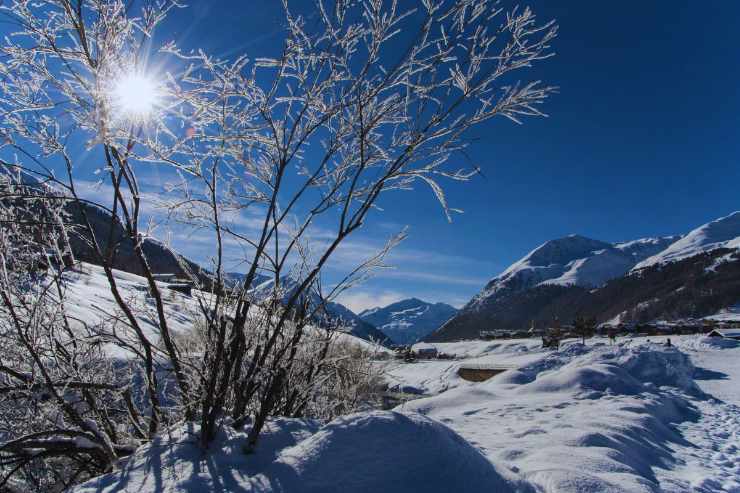 Zona montana completamente innevata