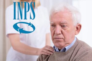 Anziano affranto per la possibilità che gli venga revocata la pensione dal INPS