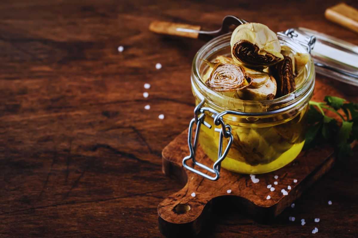 Conserva di carciofi sott'olio