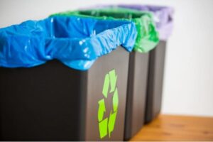 bidoni dell'immondizia in casa