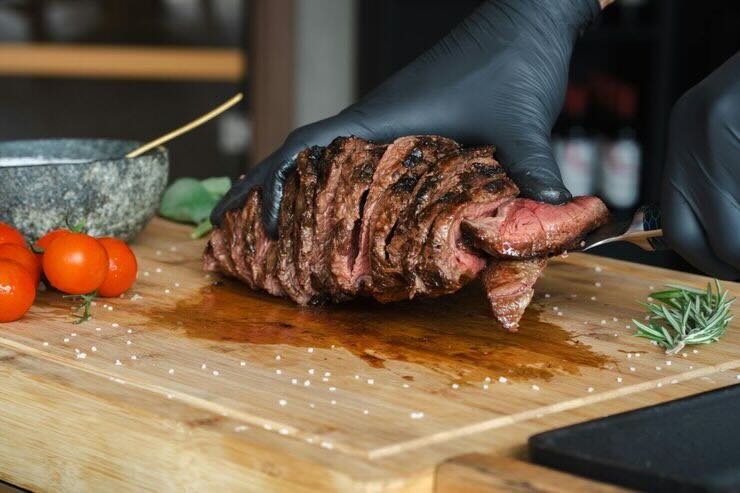 Bistecca su tagliere 