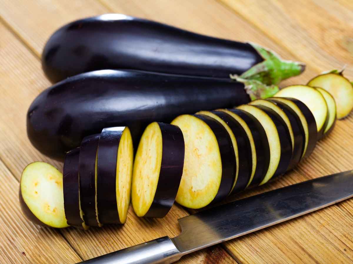 melanzane intere ed affettate