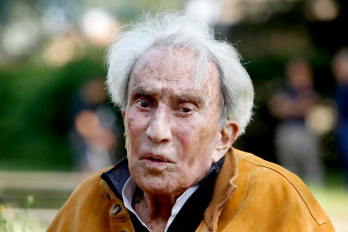 emilio fede sorpreso