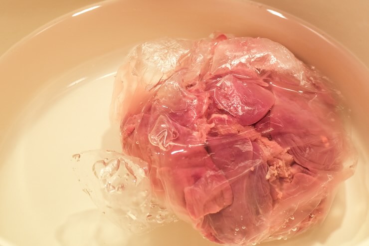 scongelare carne nel pacchetto 