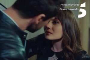 bacio tra due personaggi di forbidden fruit
