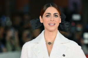 miriam leone in posa