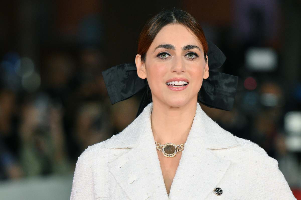 miriam leone in posa