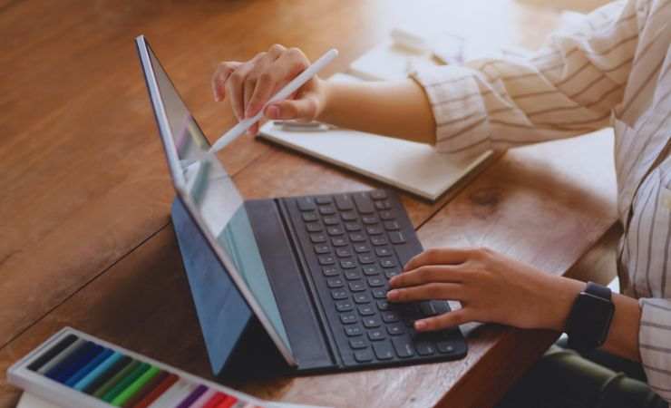 persona al tablet