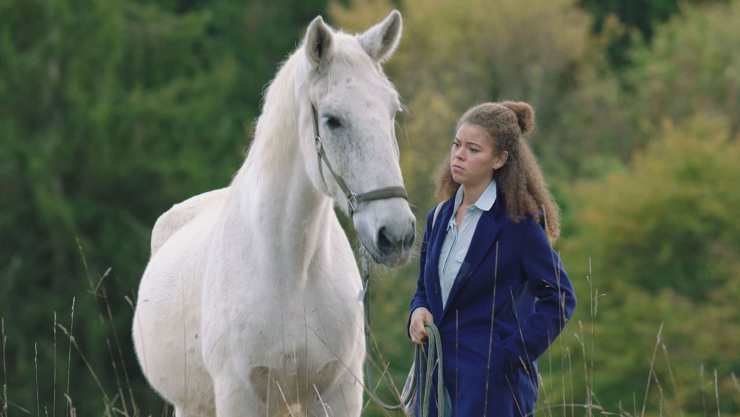 ragazza col cavallo