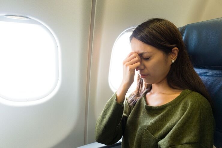 Donna sta male in aereo 