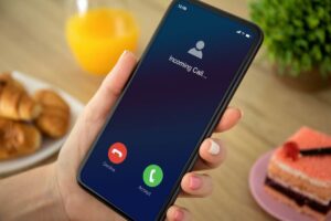 Chiamata in arrivo su smartphone