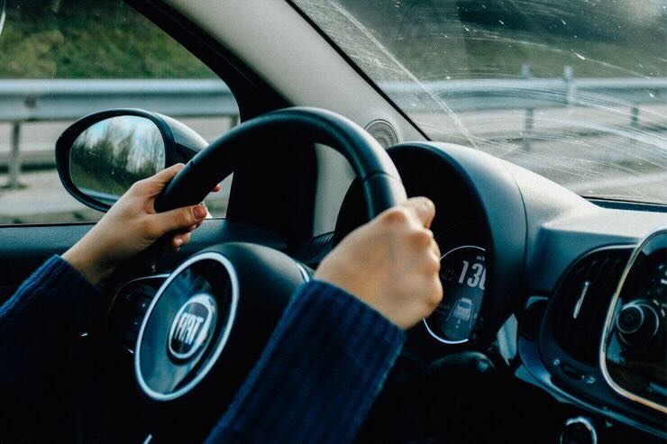 Guidare auto logo Fiat