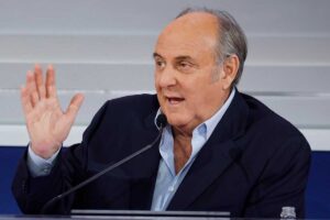 gerry scotti parla