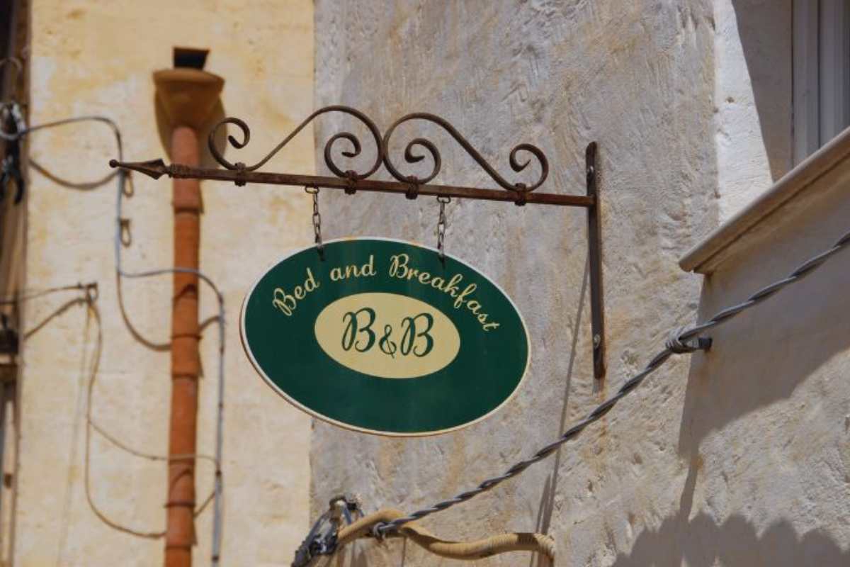 insegna b&b
