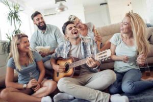 suonare con amici