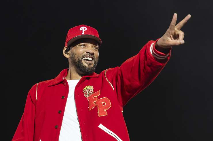 will smith fa segno di ok
