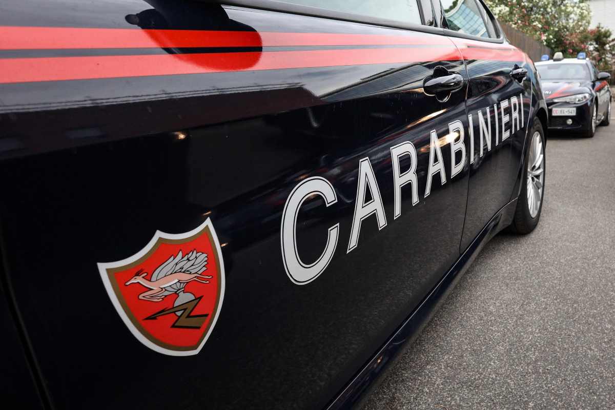auto carabinieri